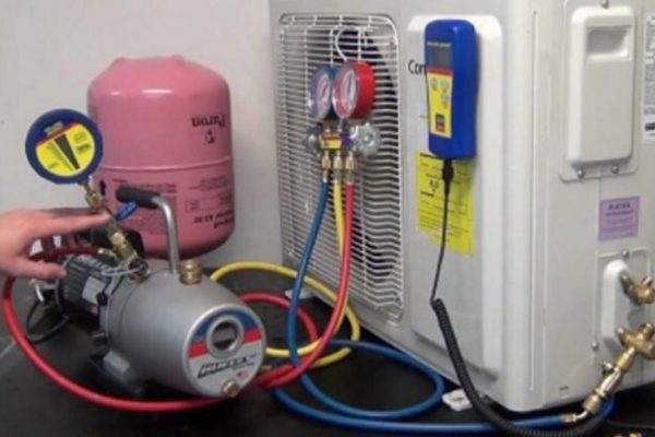 Tại sao cần nạp gas máy lạnh? Dấu hiệu cần nạp gas cho máy lạnh